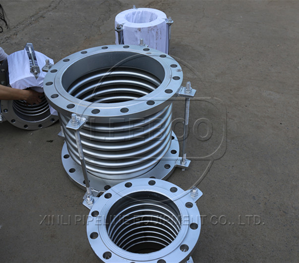 非金屬<a href=http://m.syzhcd.com target=_blank class=infotextkey>補償器</a>的位移知識